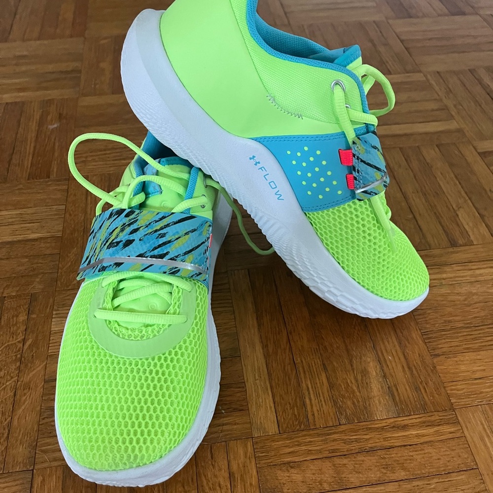 Under Armour Flow Future X sneakers size 11 men’s/12.5 women’s barely worn